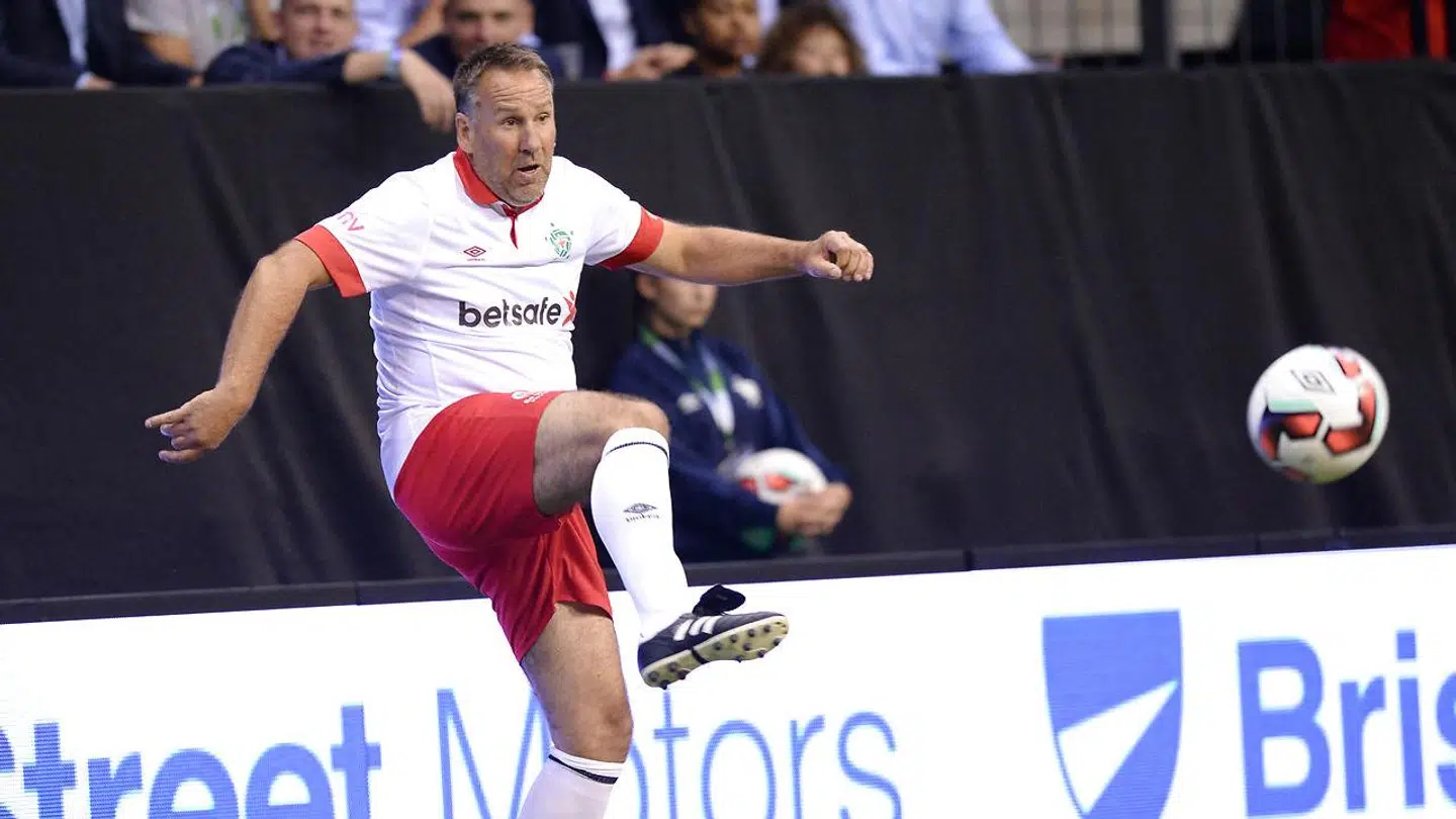 Paul Merson er en landsholdslegende og spiller stadig velgørenhedskampe.
