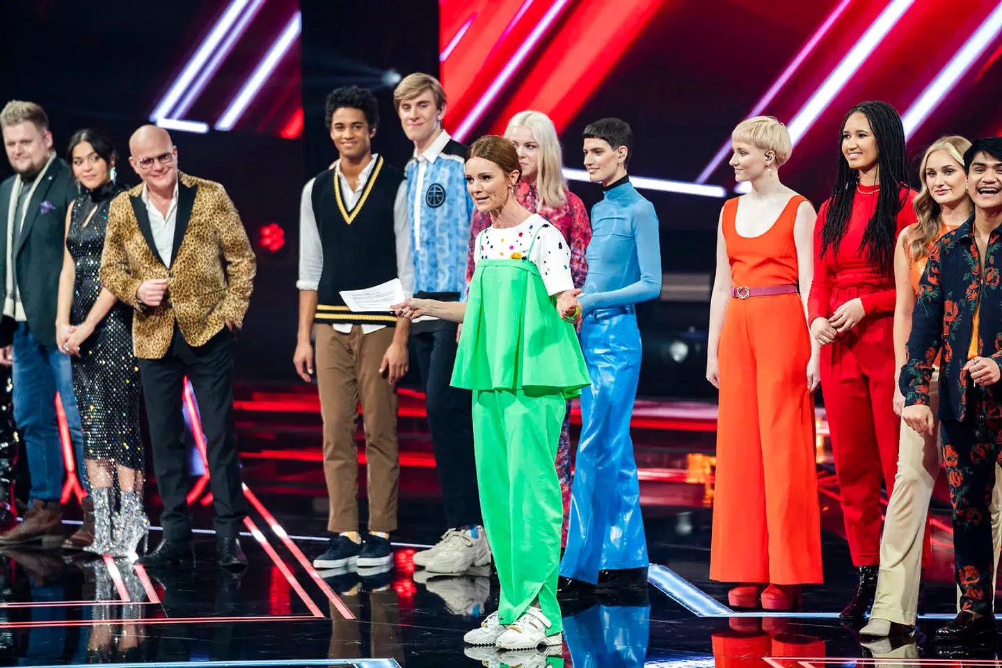 Vært Lise Rønne. X factor 14, liveshow 1 på TV2 fredag den 26. februar 2021. (foto: Martin Sylvest/Ritzau Scanpix 2021)