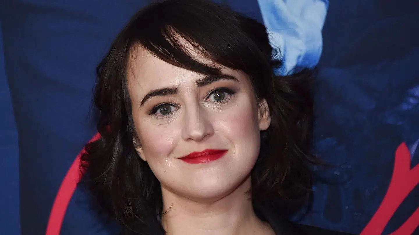 Arkivfoto af Mara Wilson på den røde løber.