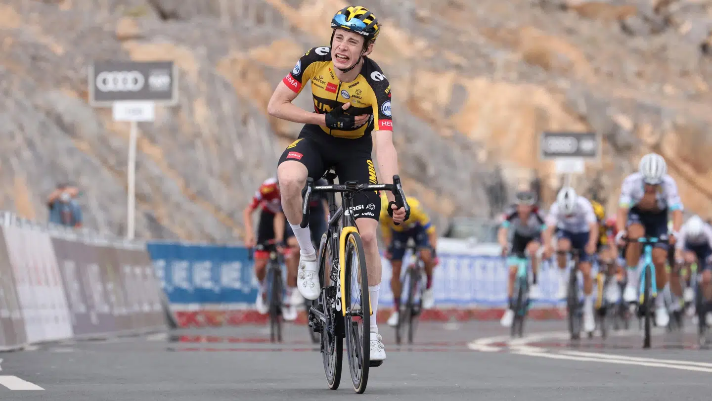 Det første løb på UCI's World Tour - UAE Tour - bliver i disse dage kørt i De Forenede Arabiske Emirater. Torsdagens etape blev vundet af Jonas Vingegaard. Giuseppe Cacace/Ritzau Scanpix