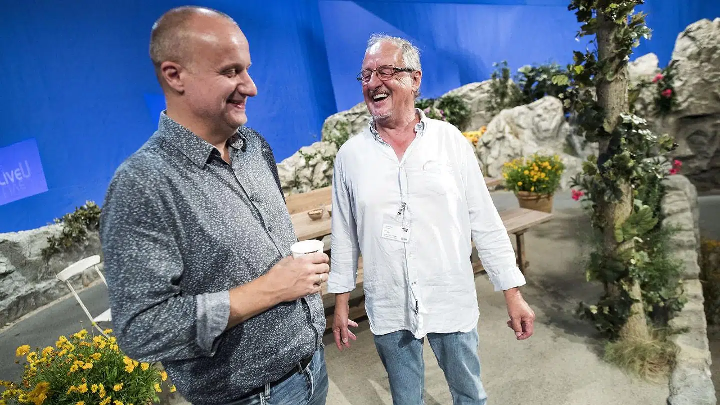 Chefredaktør for TV2 Sporten John Jäger (tv.) og Ole Henriksen (th.).