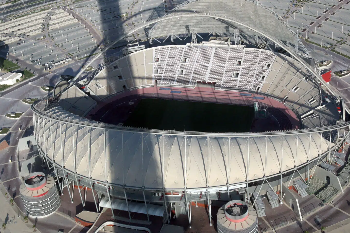 Den britiske avis The Guardian har i denne uge skrevet, at flere end 6.500 migrantarbejdere fra Indien, Pakistan, Nepal, Bangladesh og Sri Lanka er døde i Qatar, siden landet i 2010 fik tilkendt værtskabet for fodbold VM 202 Karim Jaafar/Ritzau Scanpix