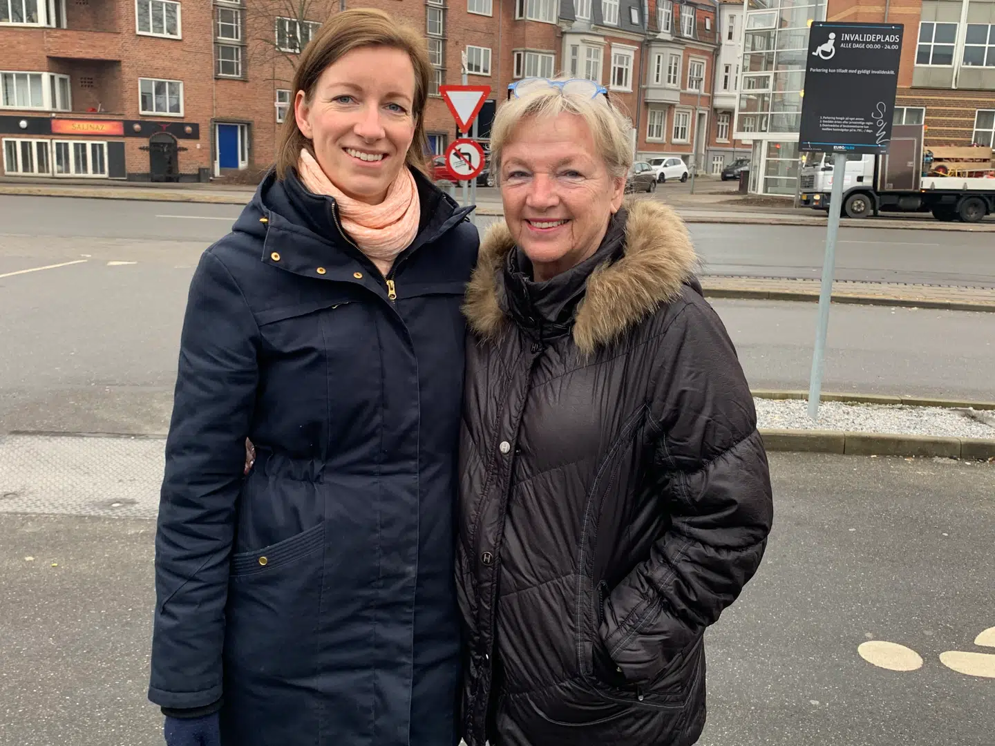 Sophie Dalsgaard (tv.) og Gitte Dalsgaard, begge Kolding. Foto: Jens Anton Havskov