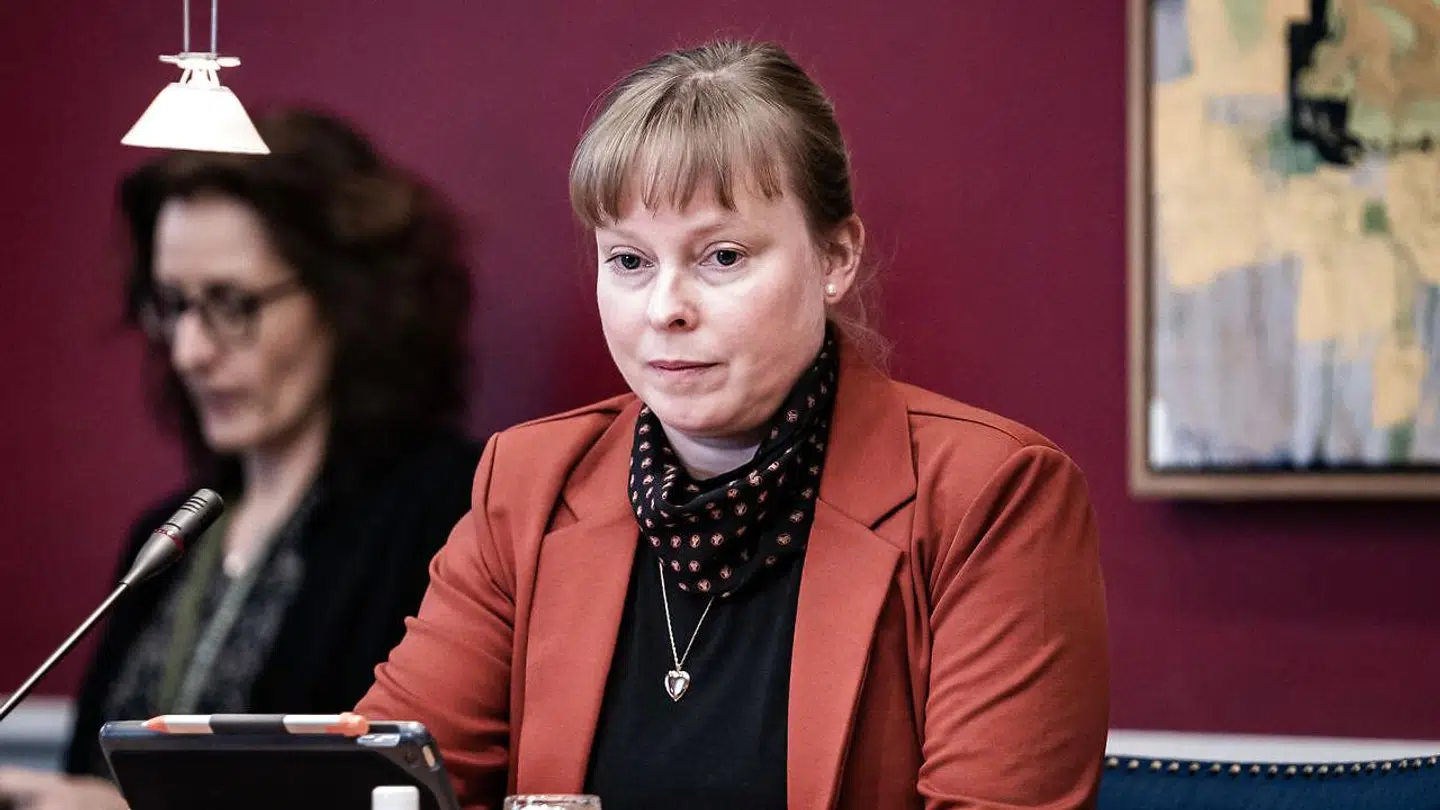 Kulturminister Joy Mogensen (S) var i januar kaldt i samråd om brud på menneskerettigheder i Qatar i forbindelse med forberedelserne til VM-slutrunden i herrefodbold i 2022.