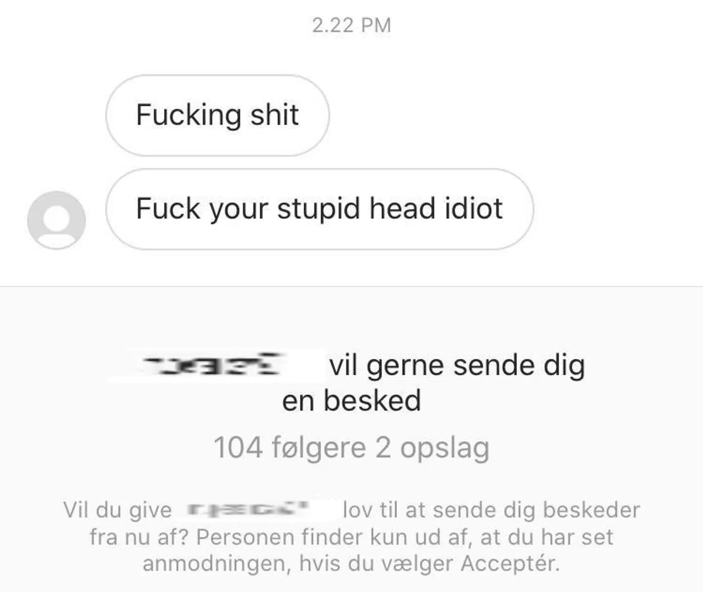 Det er nærmere reglen end undtagelsen, at der tikker grimme beskeder ind på badmintonspillerens telefon, når han har tabt.