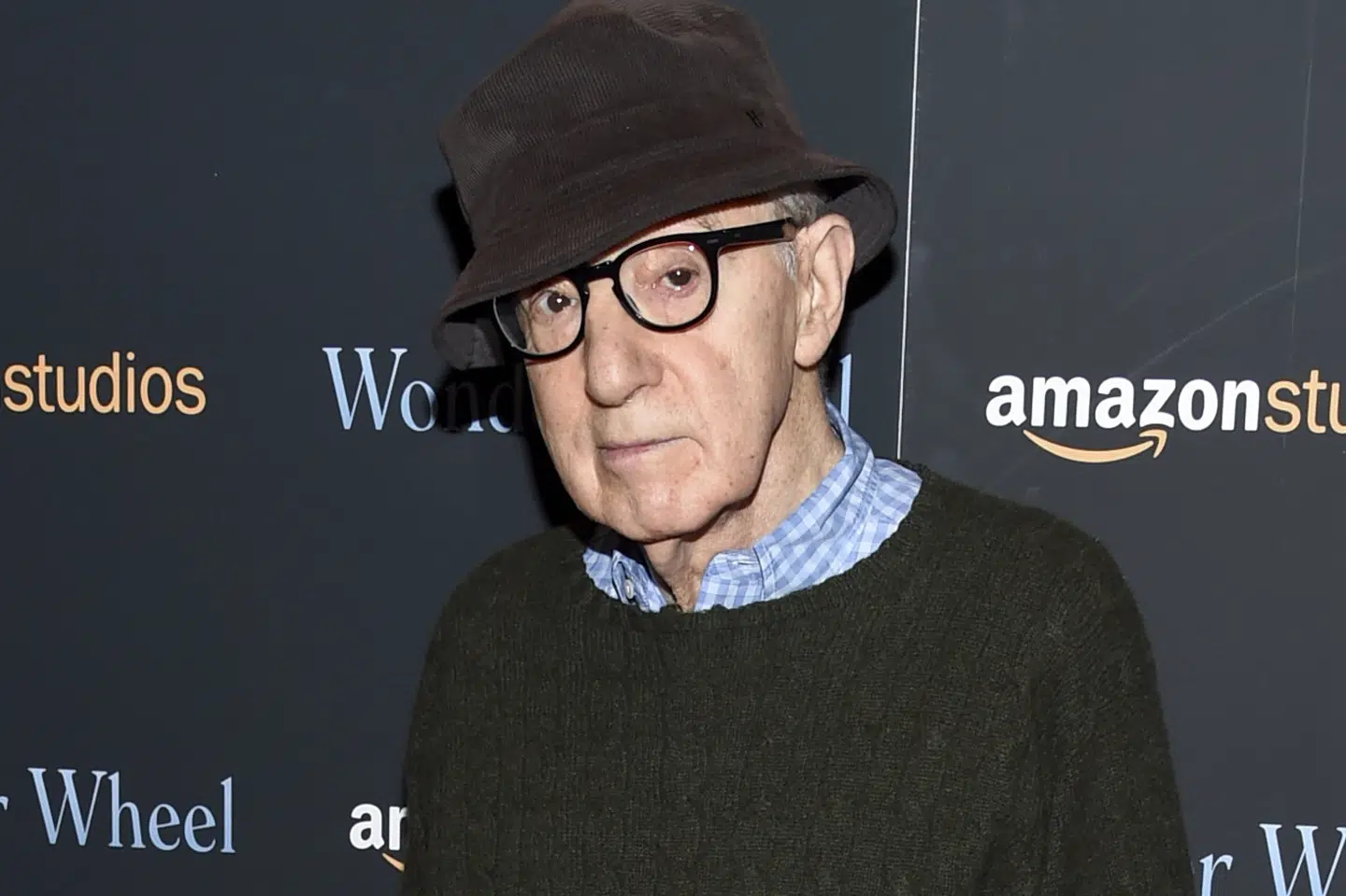 Woody Allen og hans kone, Soon-Yi Previn, tager skarpt afstand fra en ny dokumentar på HBO om årtier gamle beskyldninger om, at den Oscar-vindende filmskaber misbrugte sin adoptivdatter. Evan Agostini/Ritzau Scanpix