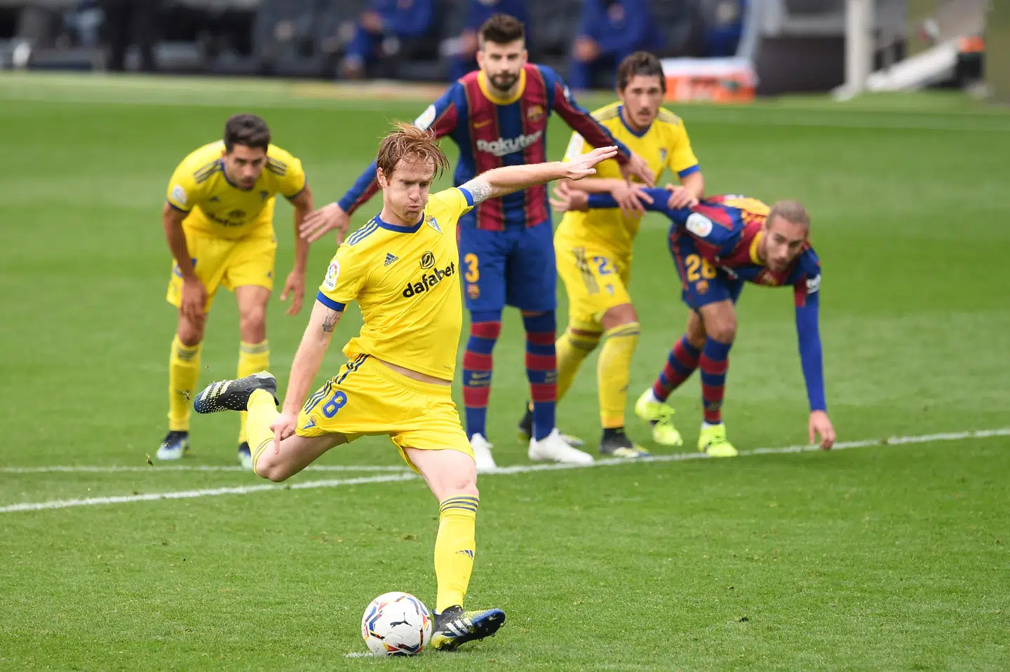 Alex Fernandez udlignede for Cadiz kort før tid. Josep Lago/Ritzau Scanpix