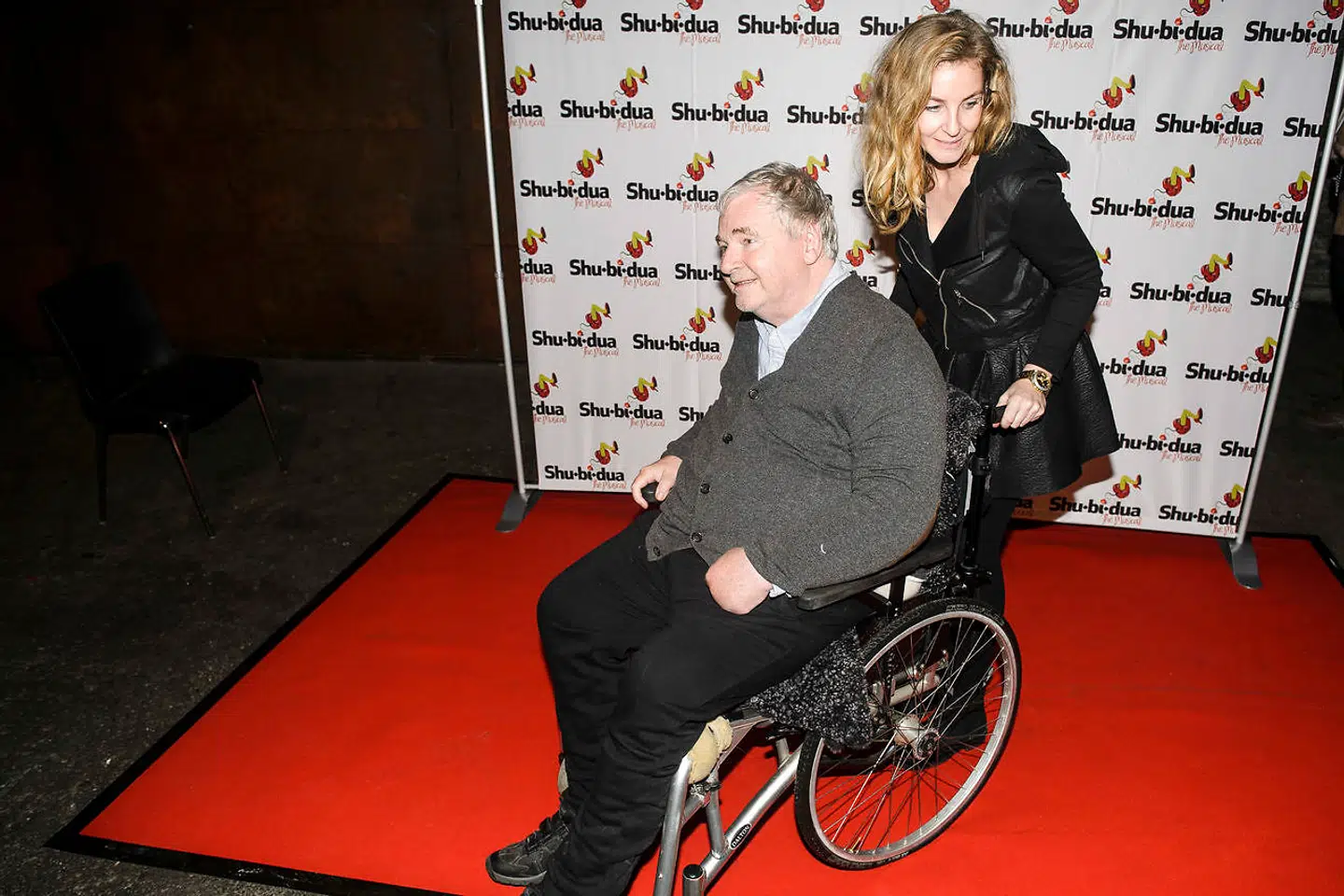 Premiere på den nye Shubidua Musical på Østre Gasværk i København. Rød løber, her ankommer Michael Bundesen