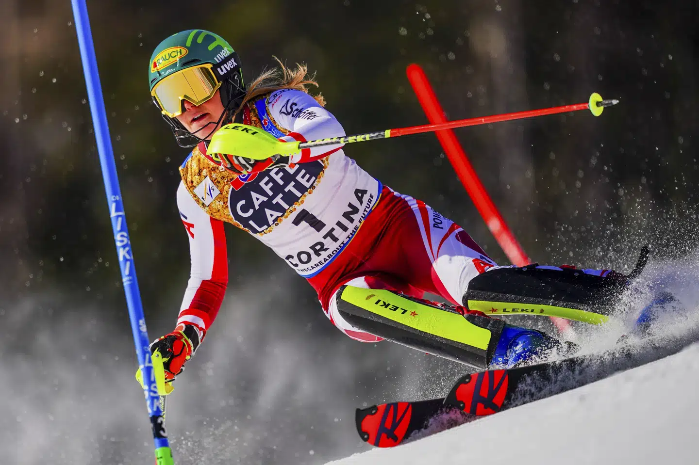 Katharina Liensberger tager to guldmedaljer med hjem fra alpin-VM. Michael Kappeler/Ritzau Scanpix