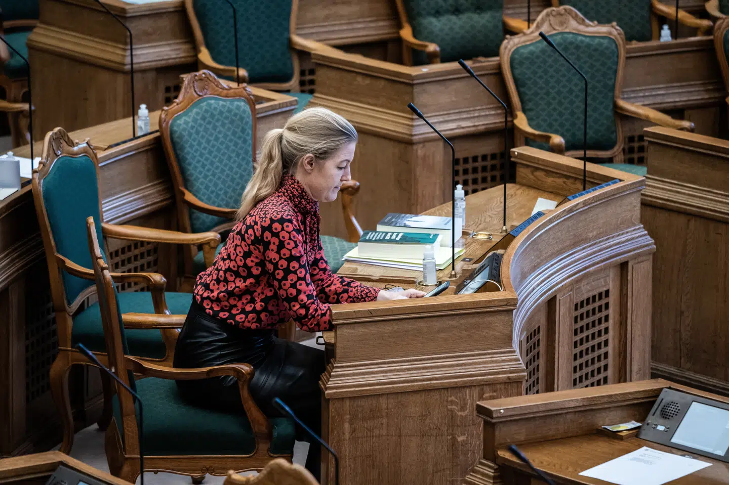 Politisk leder Sofie Carsten Nielsen (R) efterspørger en plan fra regeringen om genåbning. (Arkivfoto) Emil Helms/Ritzau Scanpix