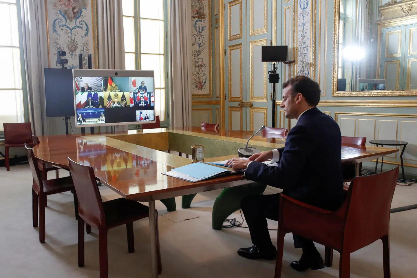 Fredagens G7-møde foregik virtuelt på grund af coronapandemien. Her er det den franske præsident, Emmanuel Macron. Pool/Reuters