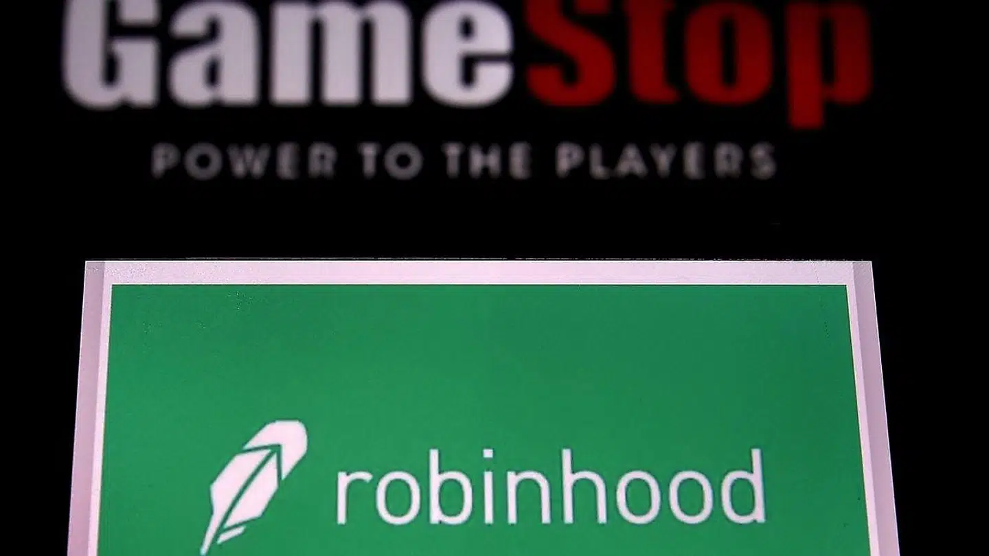 Keith Gill opkøbte billige aktier i firmaet Gamestop.