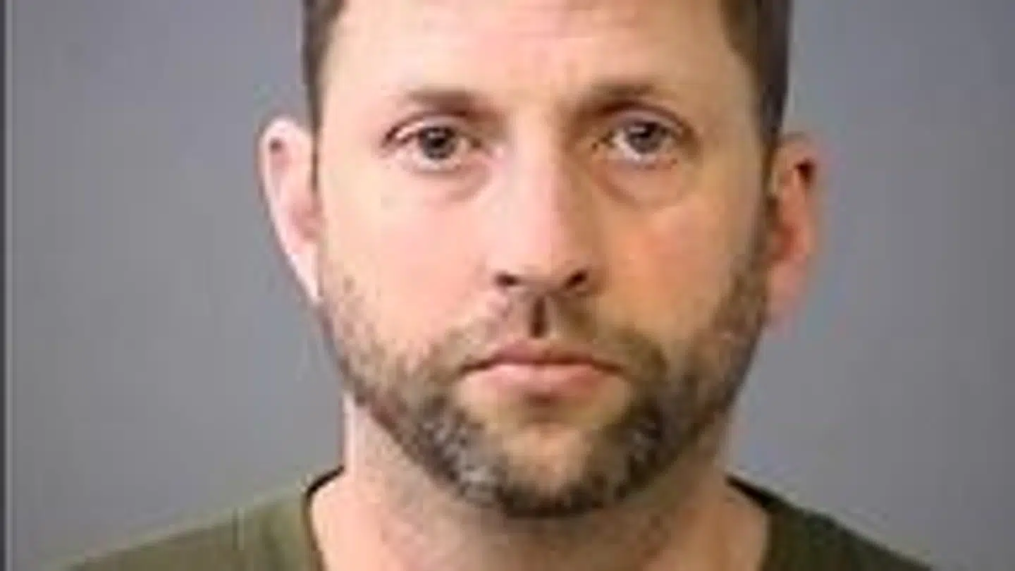 Her ses 36-årige Jeremy Farmer.