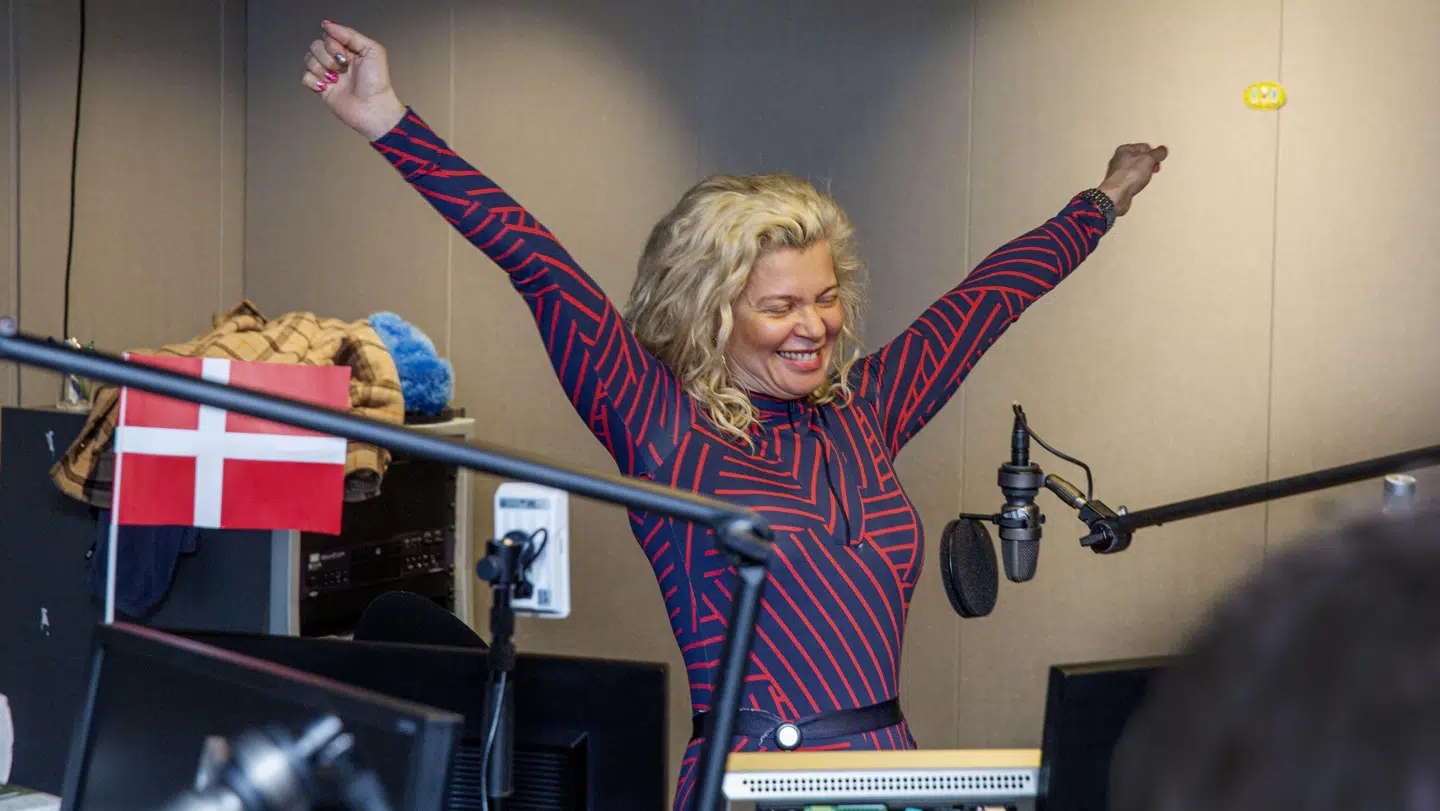 Sara Bro sendte ’Sara og Monopolet’ første gang 9. januar 2021. I Monopolet denne dag var Musiker Søren Rasted, journalist og nyhedsvært Cecilie Beck og tidligere statsminister Lars Løkke Rasmussen.