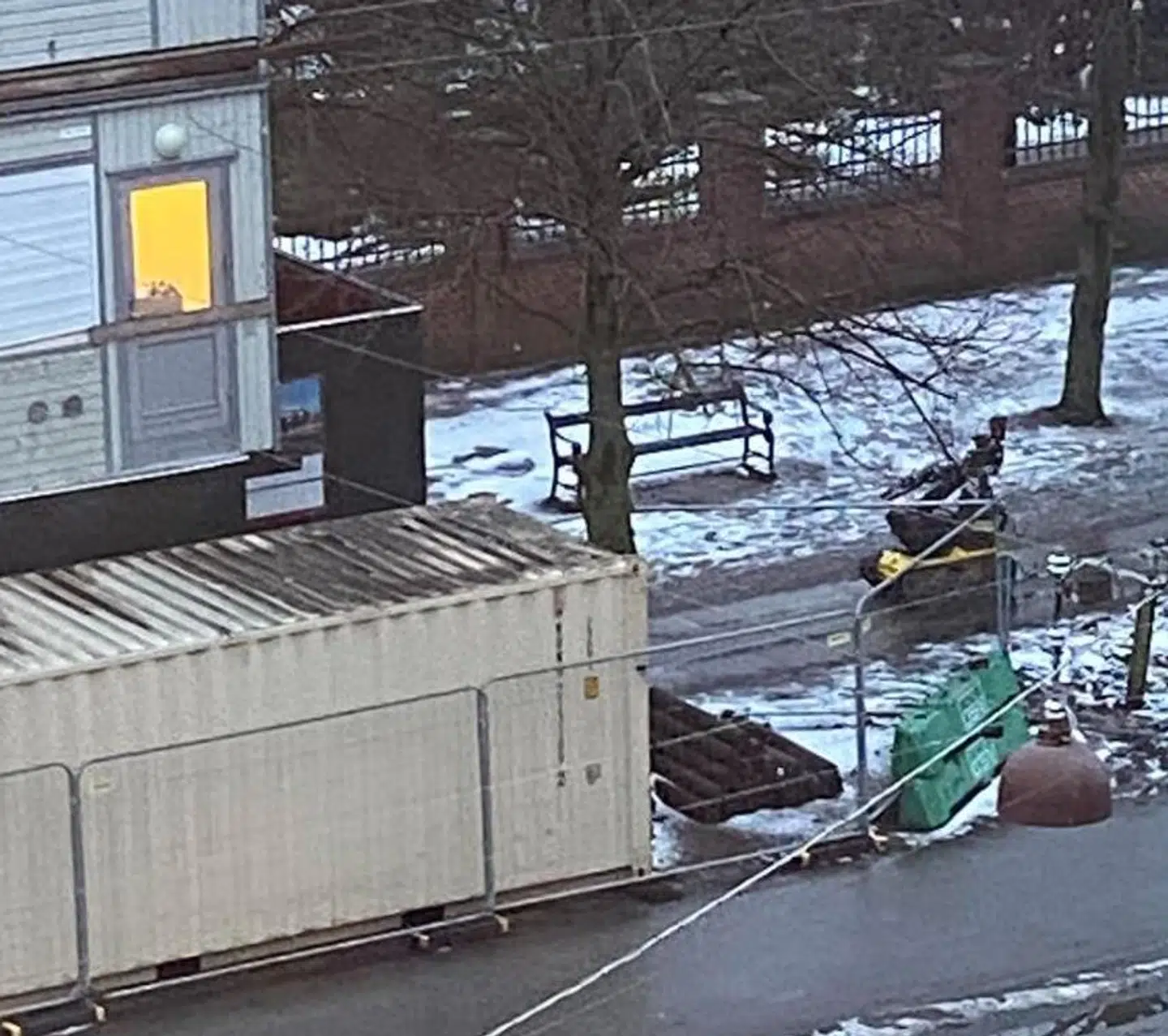 Den fjernstyrede robot, Rullemarie, er på stedet.