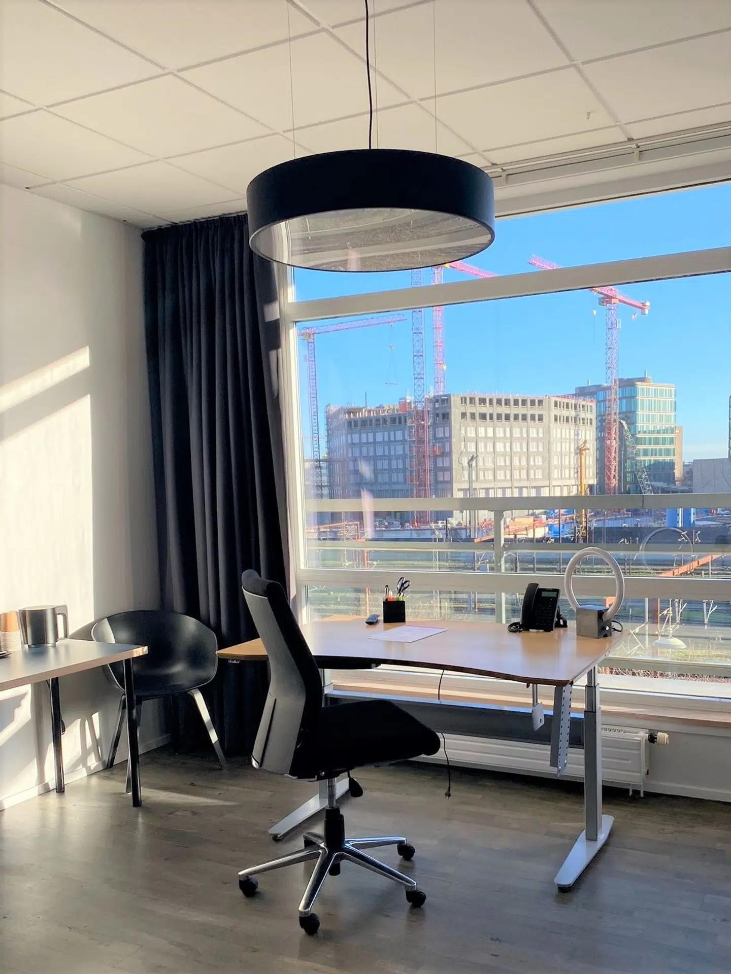 Du får et professionelt kontor - med en suveræn udsigt - på CPH Hotel.