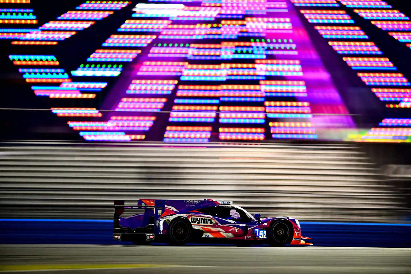 I år kører Mikkel Jensen ligesom Kevin Magnussen i den amerikanske IMSA-serie.