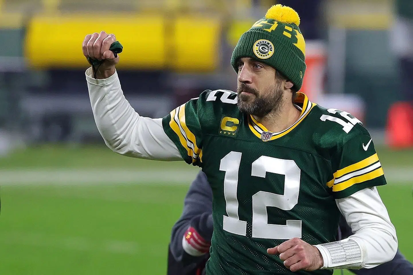Aaron Rodgers annoncerede forlovelsen direkte under sin takketale, da han vandt prisen som sæsonens MVP.