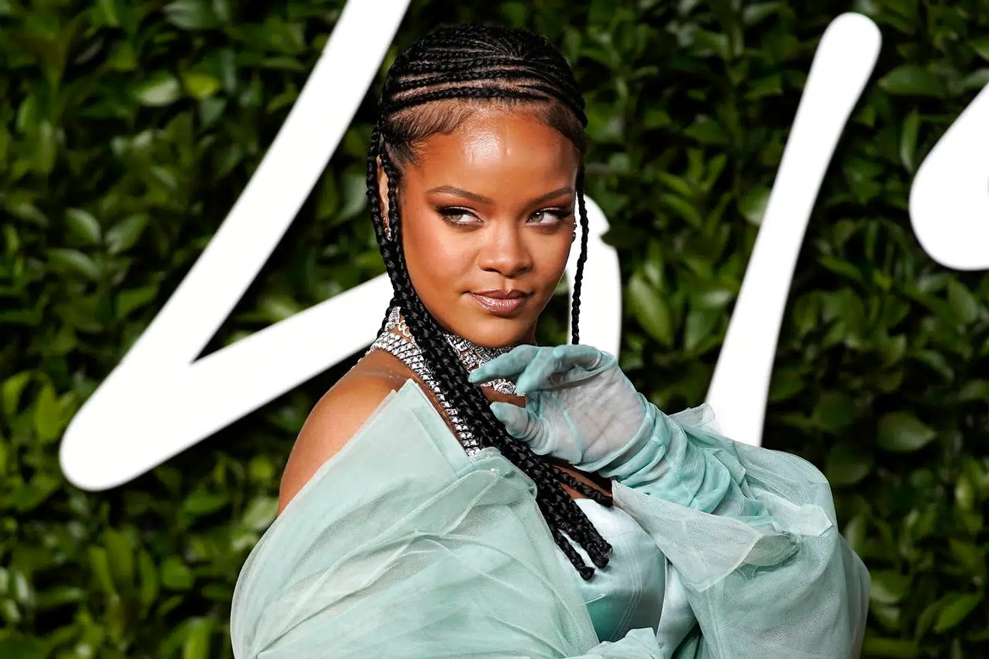 Rihanna til et modeshow i London i december 2019.