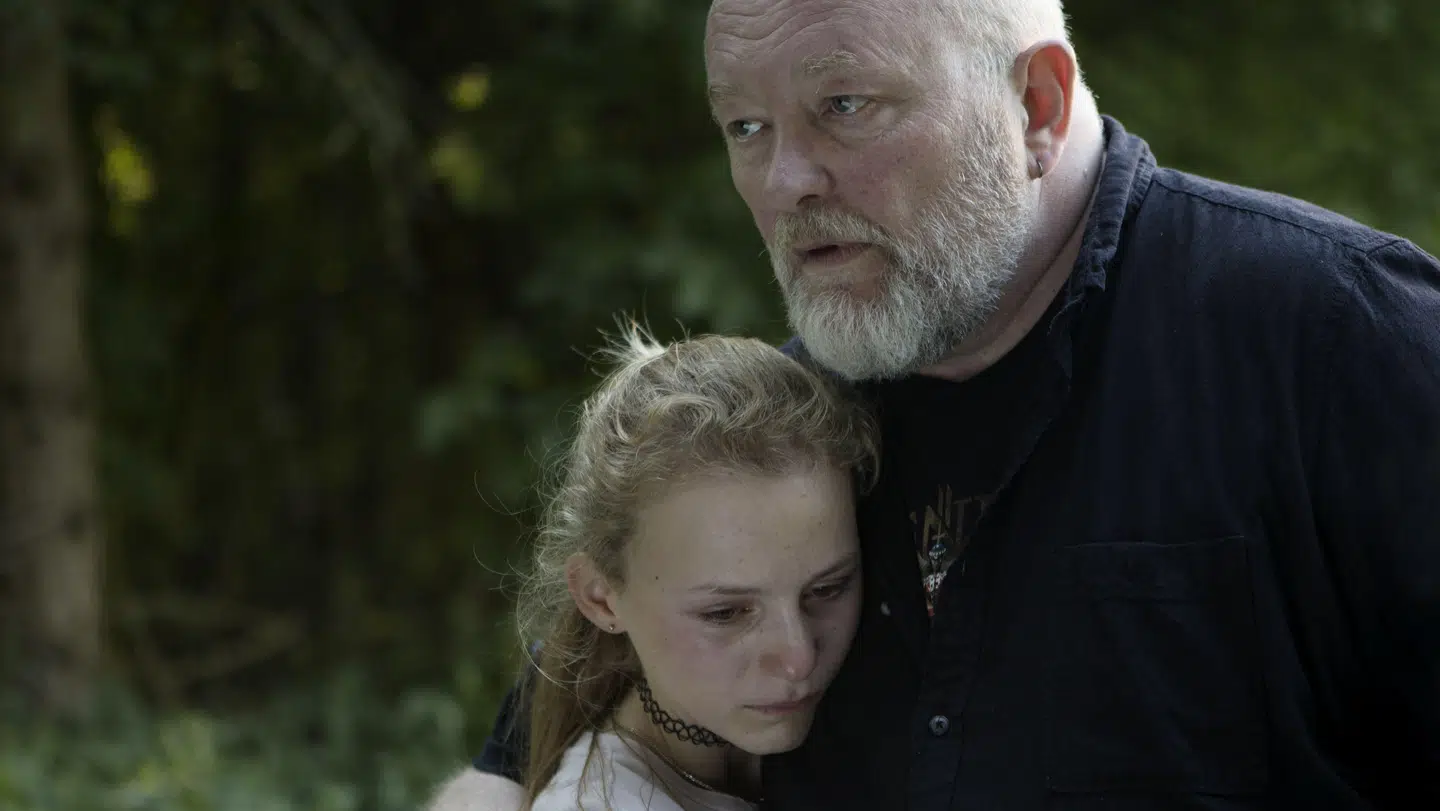 Bjarne Henriksen og Flora Ofelia i 'Ulven kommer'.