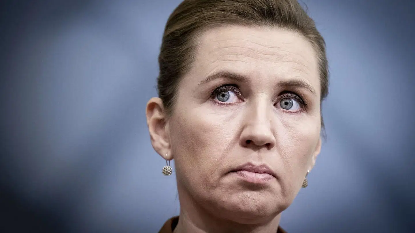 Undersøgelsen af Mette Frederiksens håndtering af coronavirus skal også inkludere sms'er, mener Dansk Folkeparti.