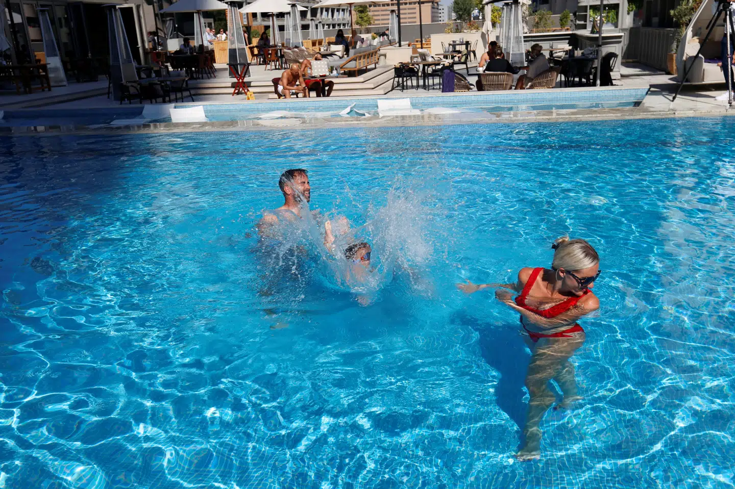 Det skal være strafbart at rejse på ferie, mener et flertal af danskere. Det viser en ny undersøgelse af Voxmeter. (Arkivfoto) Rula Rouhana/Reuters