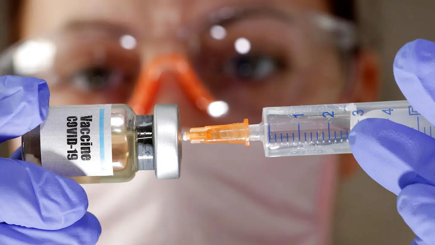 Tredje vaccine mod corona er nu på vej til Danmark.