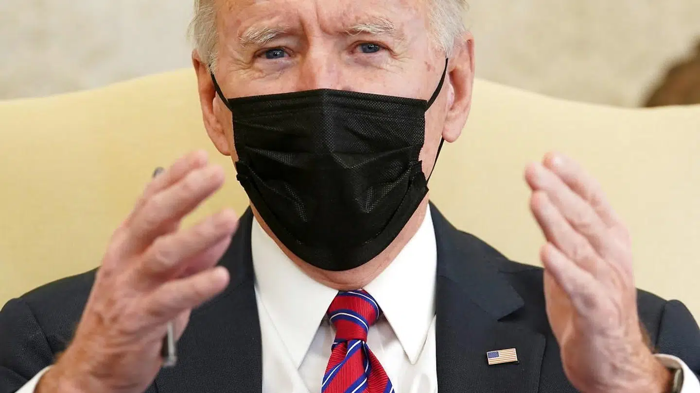 USAs præsident, Joe Biden, truer med at genindføre sanktioner mod Myanmar, efter at militære kupmagere har taget magten i det sydøstasiatiske land.