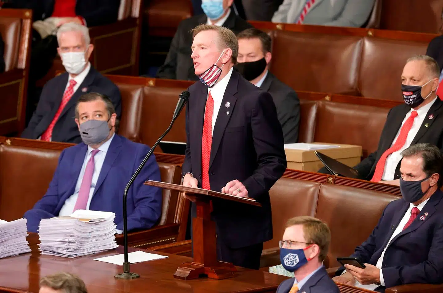 Paul Gosar fastholder endnu engang, at det var Donald Trump, der vandt valget. Gosar er medlem af kongressen. »Han er farlig,« siger Gosars egen storebror.