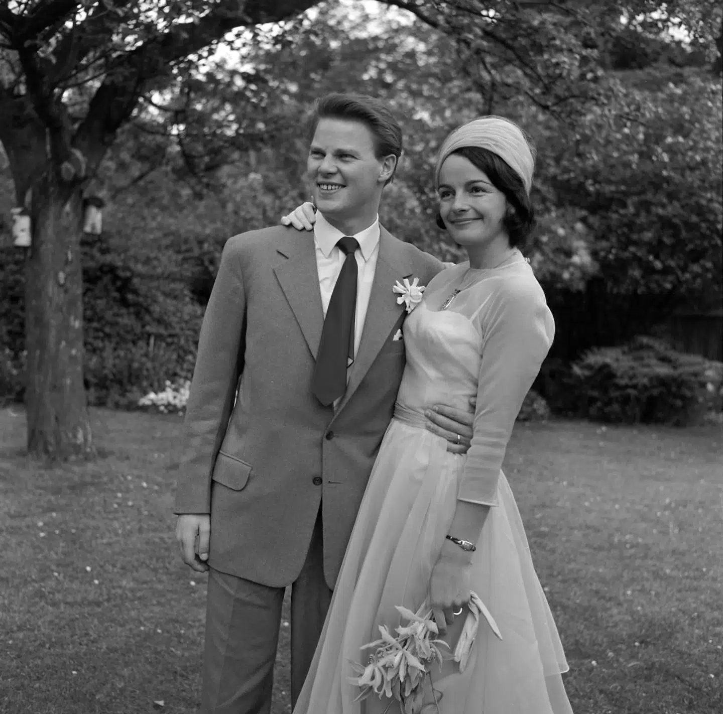 Frits Helmuth og Jeanne Darville på deres bryllupsdag i 1961. Året efter blev Pusle Helmuth født.