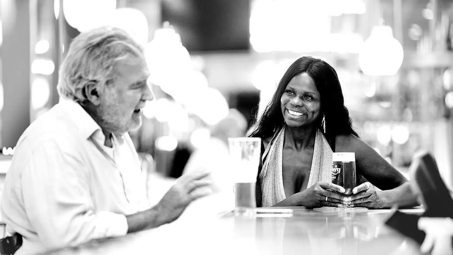 Lars Seier Christensen med sin kone Yvonne Seier Christensen på cafe Dan Turell.