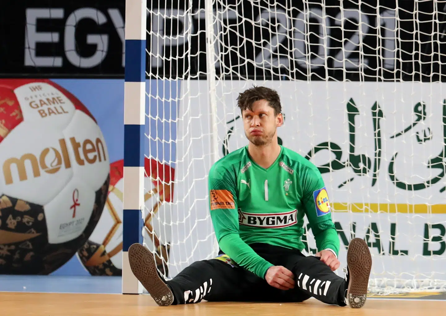 epa08969033 Denmark goalkeeper Niklas Landin Jacobsen reacts during the quarter final match between Denmark and Egypt at the 27th Men's Handball World Championship in Cairo, Egypt, 27 January 2021. EPA/Mohamed Abd El Ghany / POOL