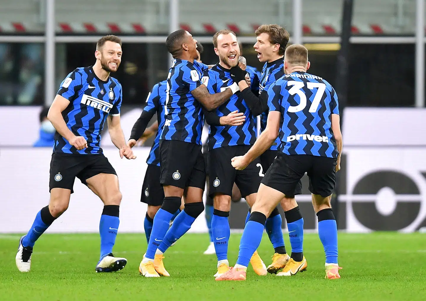Christian Eriksens frisparksmål sendte Inter-spillerne ud i vilde jubelscener.