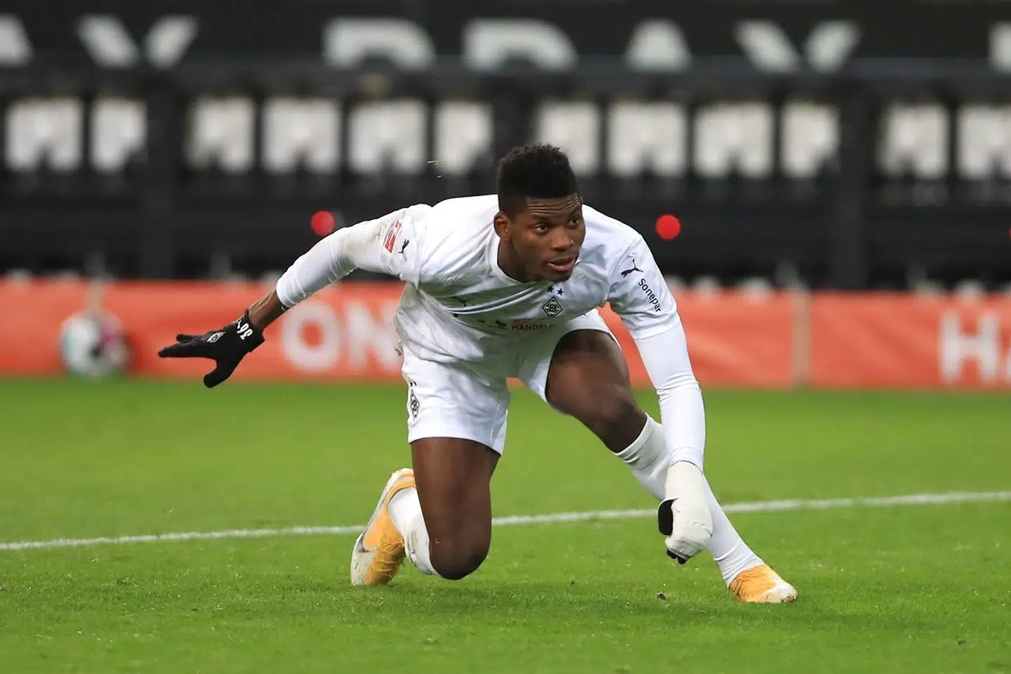 Breel Embolo er kommet i hård modvind, efter han deltog i en fest, hvor han brød med corona-restriktionerne.