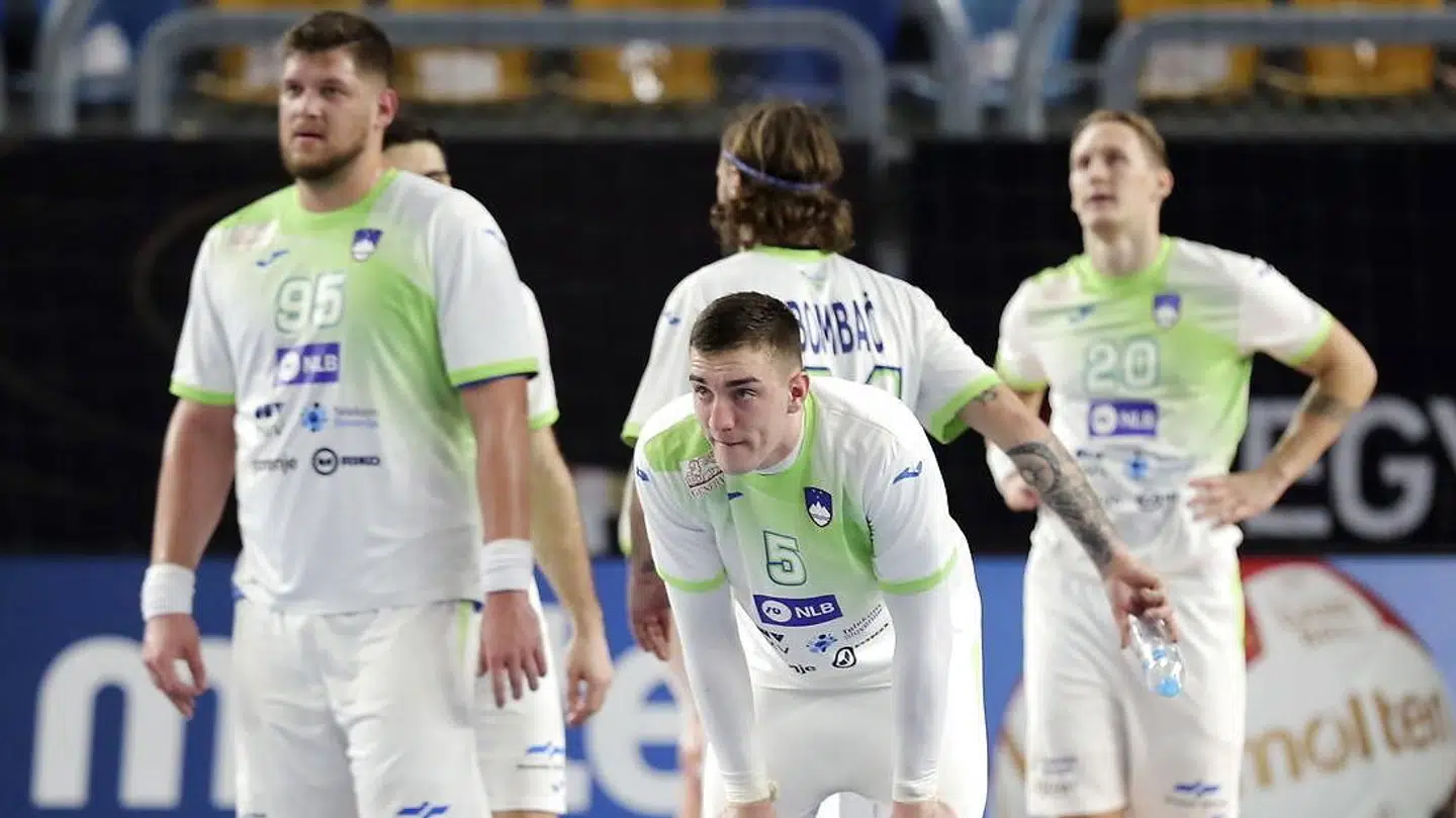 Et sygdomsramt slovensk landshold spillede 25-25 mod Egypten og missede dermed muligheden for at gå videre til kvartfinalen.