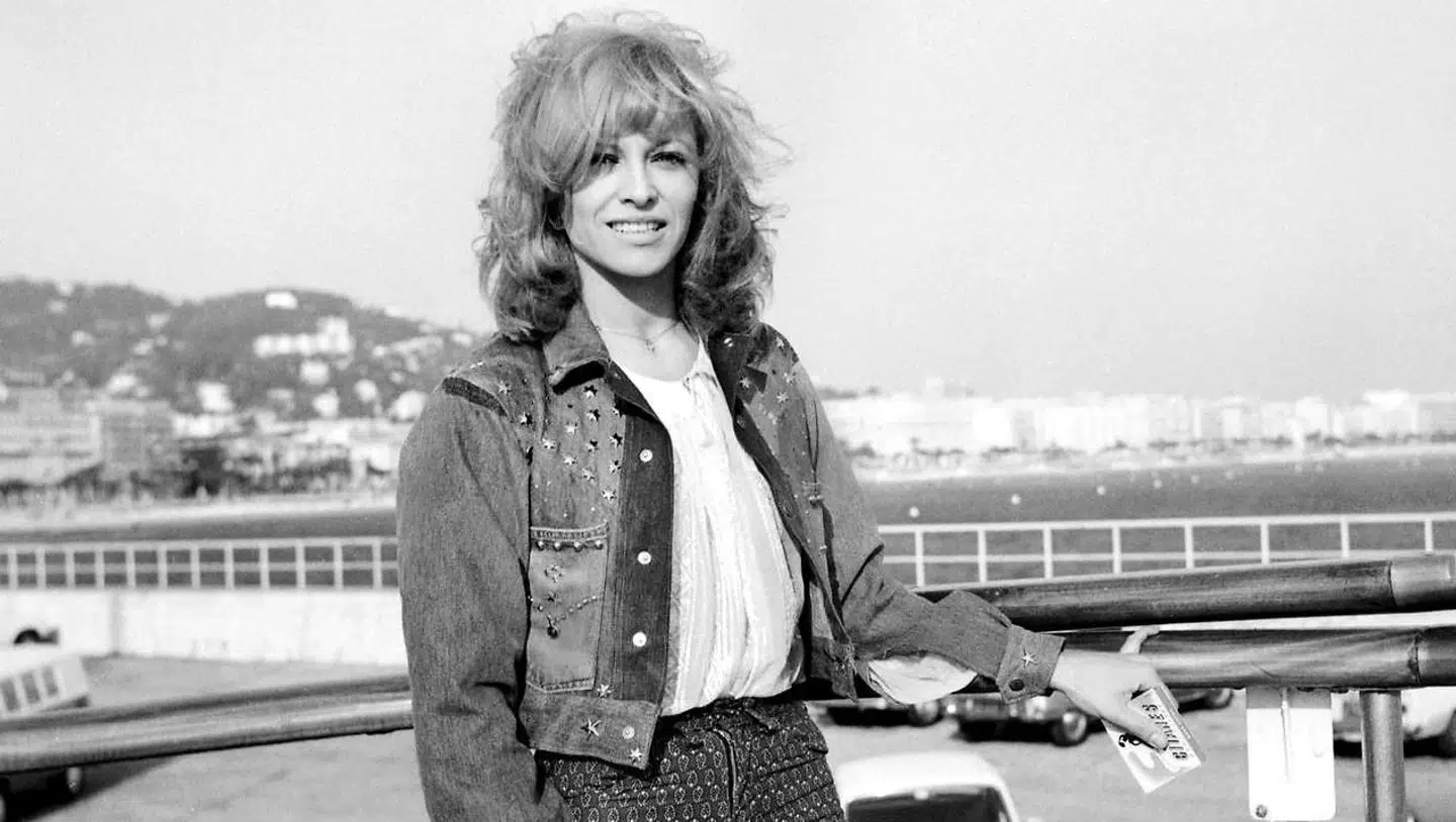 Den franske skuespillerinde Nathalie Delon er gået bort.