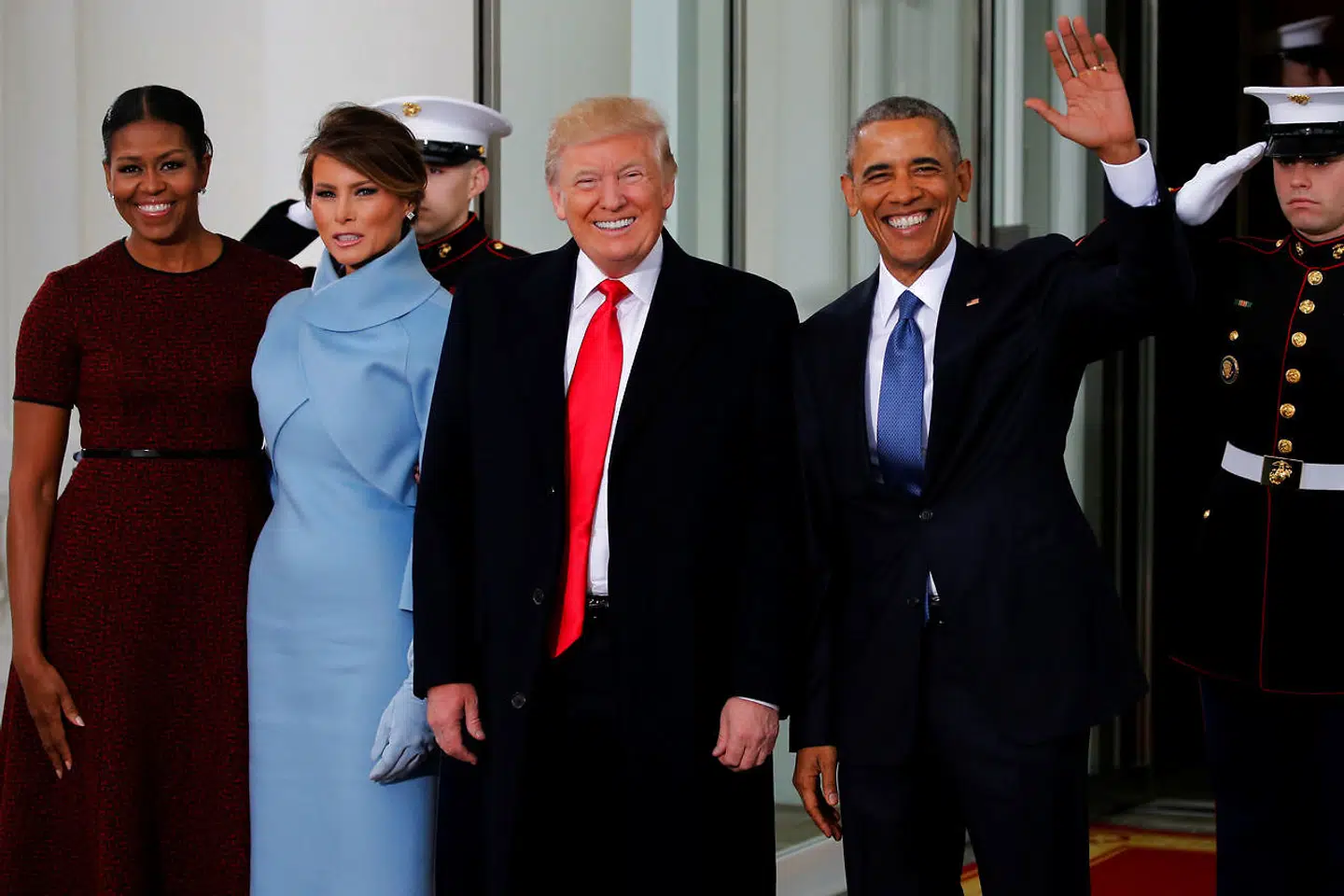 Barack Obama og hans hustru Michelle Obama under modtagelsen af Melania og Donald Trump i 2017.