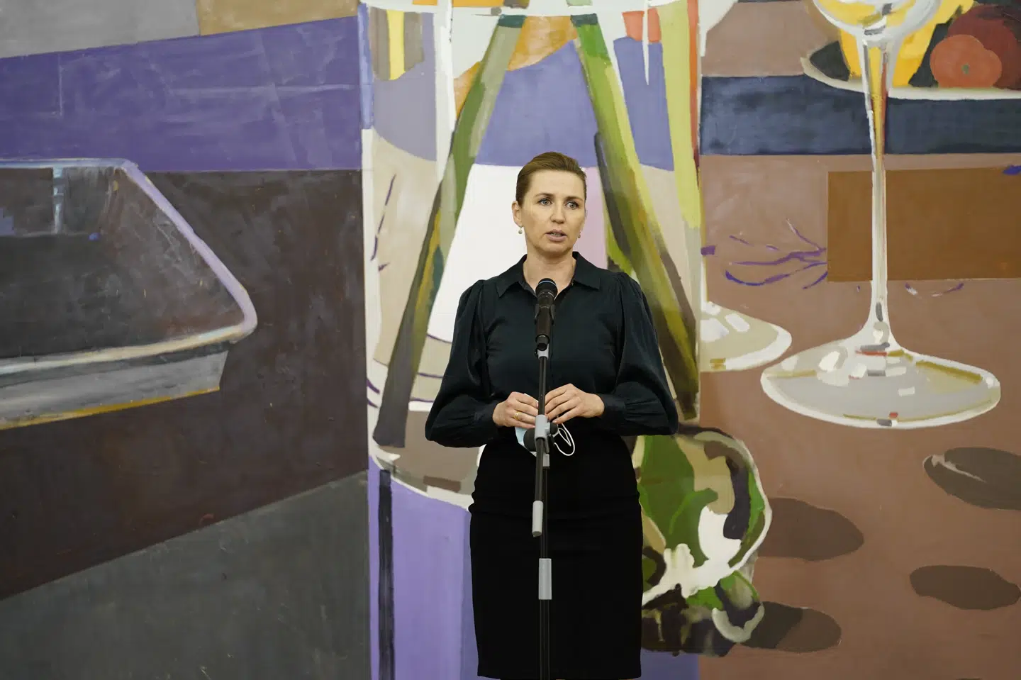 Mette Frederiksen vil ikke indføre et egentligt forbud mod rejser, men opfordre alle - også sportsstjerne som Mikkel Kessler, Nicklas Bendtner og Michael Maze til at undlade ferierejser til Dubai, hvor de risikerer at tage corona-mutationer med tilbage til Danmark. Mads Claus Rasmussen/Ritzau Scanpix