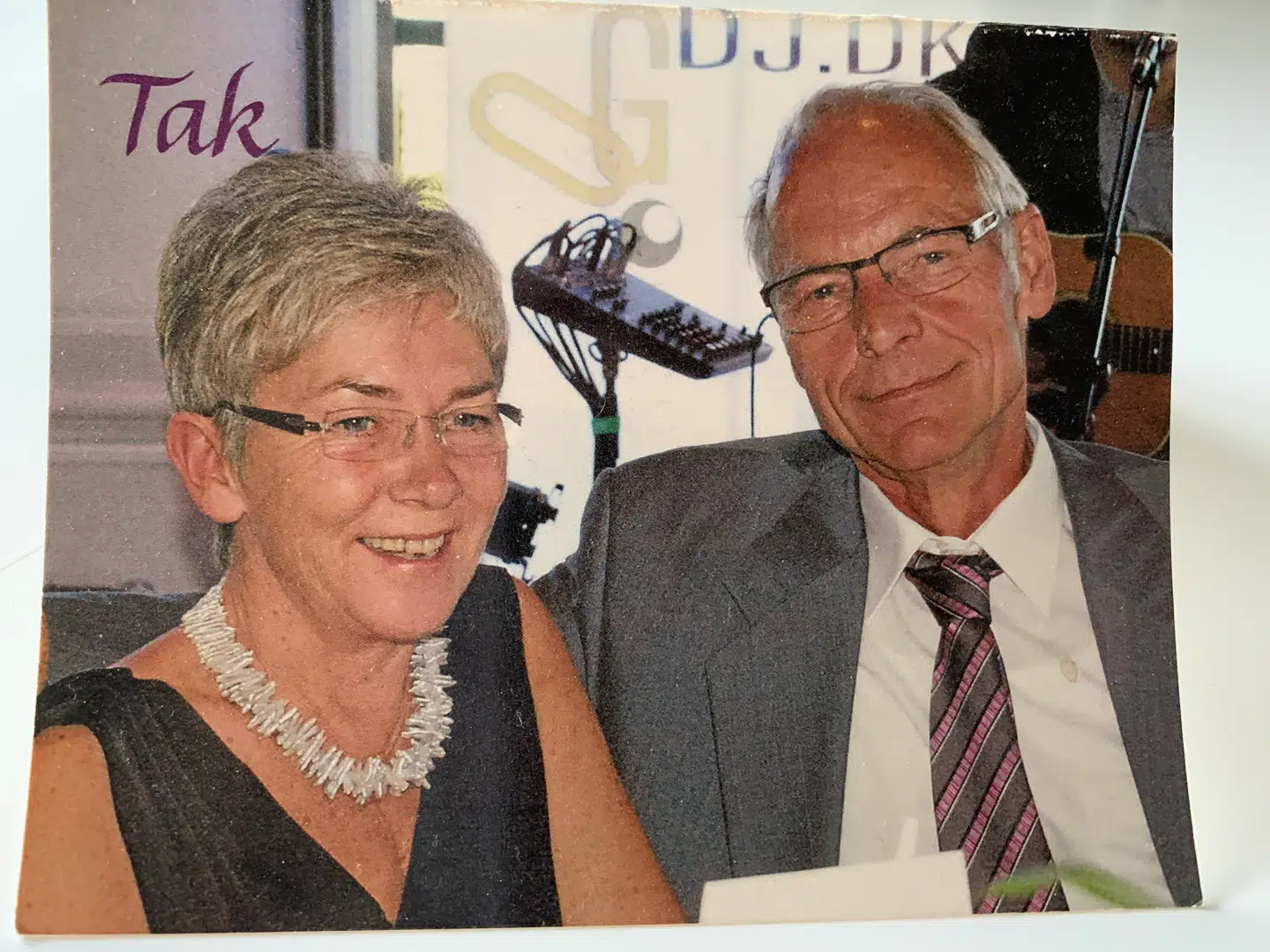 Her ses ægteparret Pia Elkjær Hansen og Poul Henning Hansen samen med smil om munden, inden han blev syg og døde af meningitis. Foto: Thomas Nørmark Krog