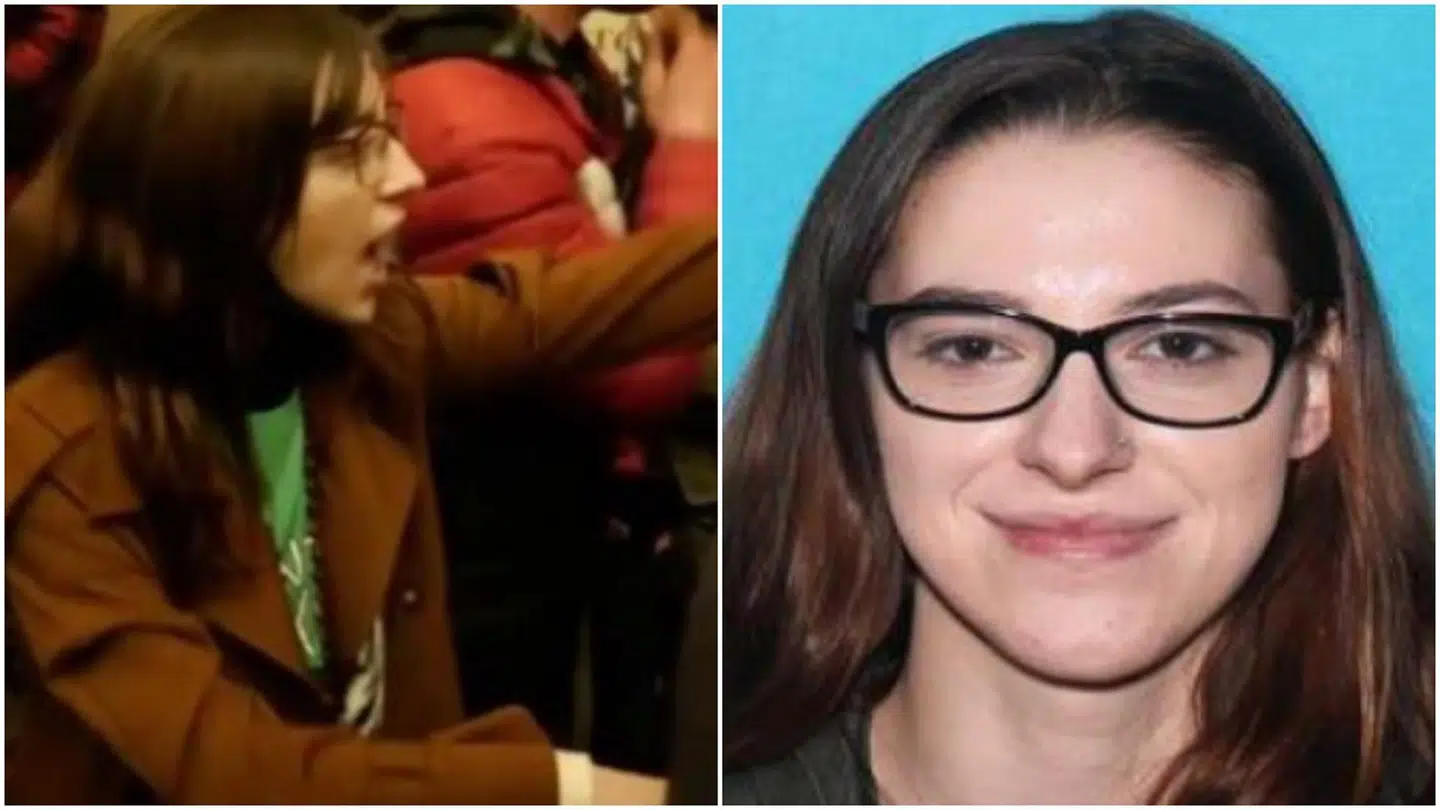 22-årige Riley June Williams er ifølge FBI kvinden, der tog Nancy Pelosis computer med sig ud af Kongressen i sidste uge.