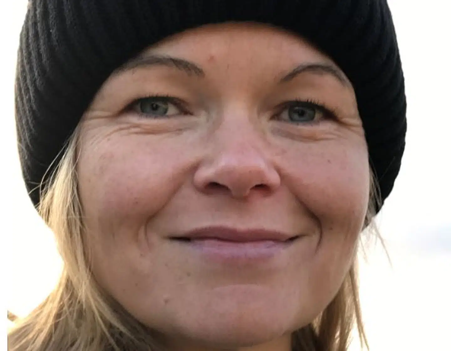 Tina Ravnsmed Hamborg fortæller, at hendes søn lavede en sneboldkamp med Majken Bentzen. Privatfoto