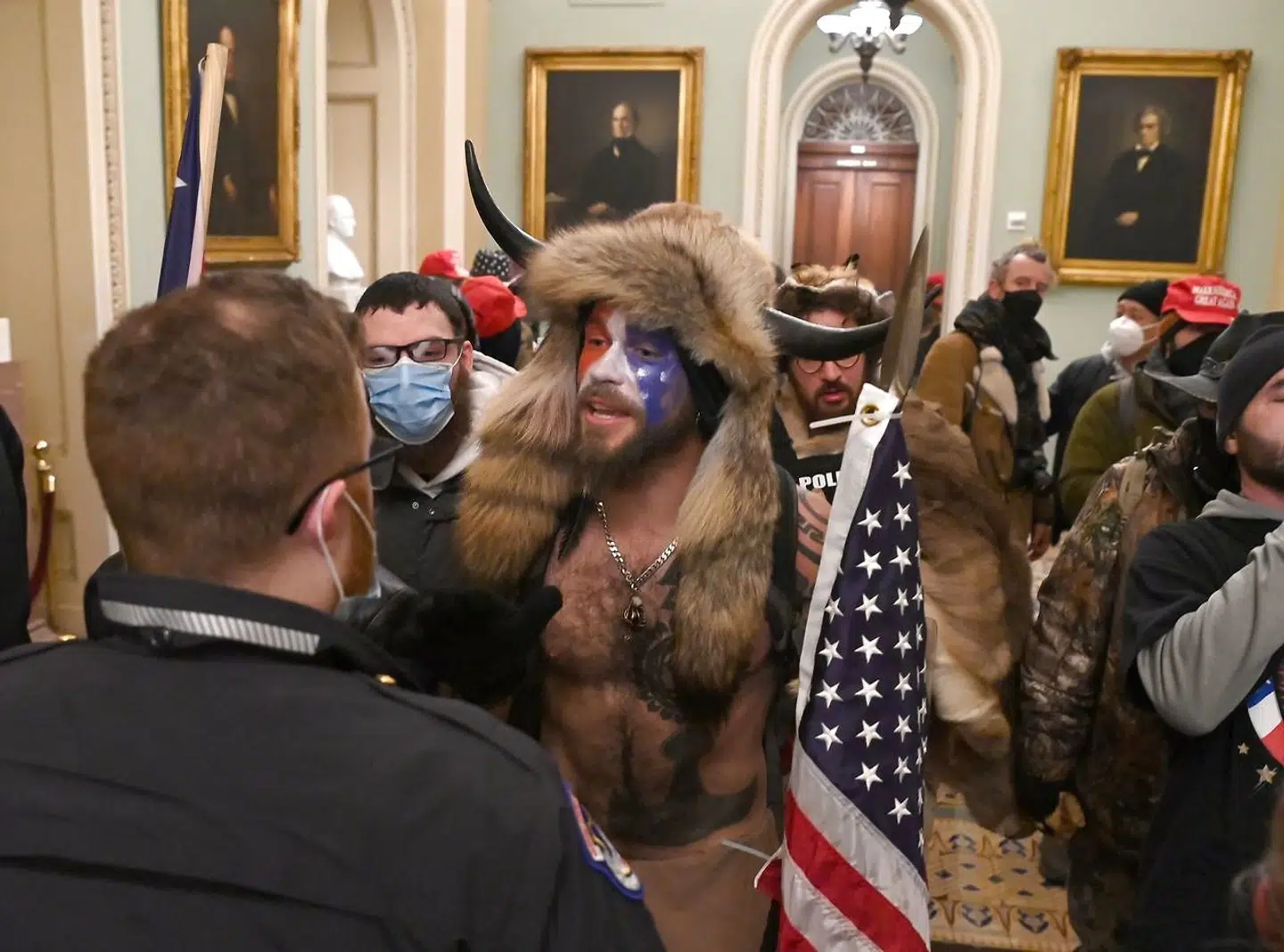 6. januar udbrød stor dramatik, da en stor gruppe af Trump-tilhængere stormede Kongressen i Washington. (Photo by Saul LOEB / AFP)