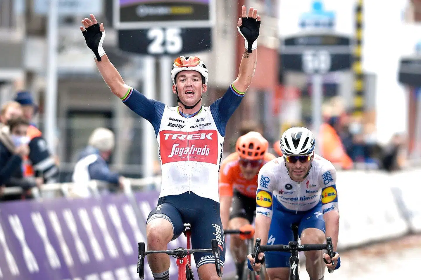 Mads Pedersen var hurtigst til Gent-Wevelgem i fjor.