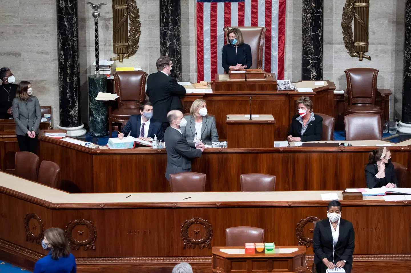 Under en afstemning i Repræsentanternes Hus sent onsdag aften dansk tid blev Donald Trump den første præsident i amerikansk historie til at blive stillet for en rigsret to gange. Saul Loeb/Ritzau Scanpix