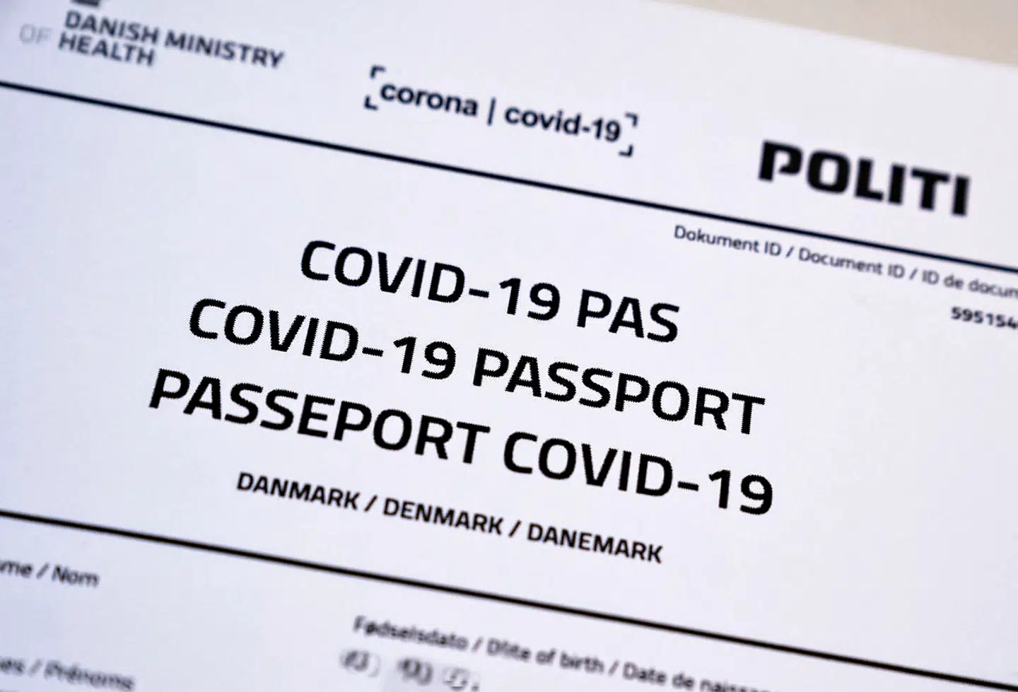 Et vaccinepas er snart virkelighed. Der er bare uenighed om, hvilke rettigheder, som det skal give.