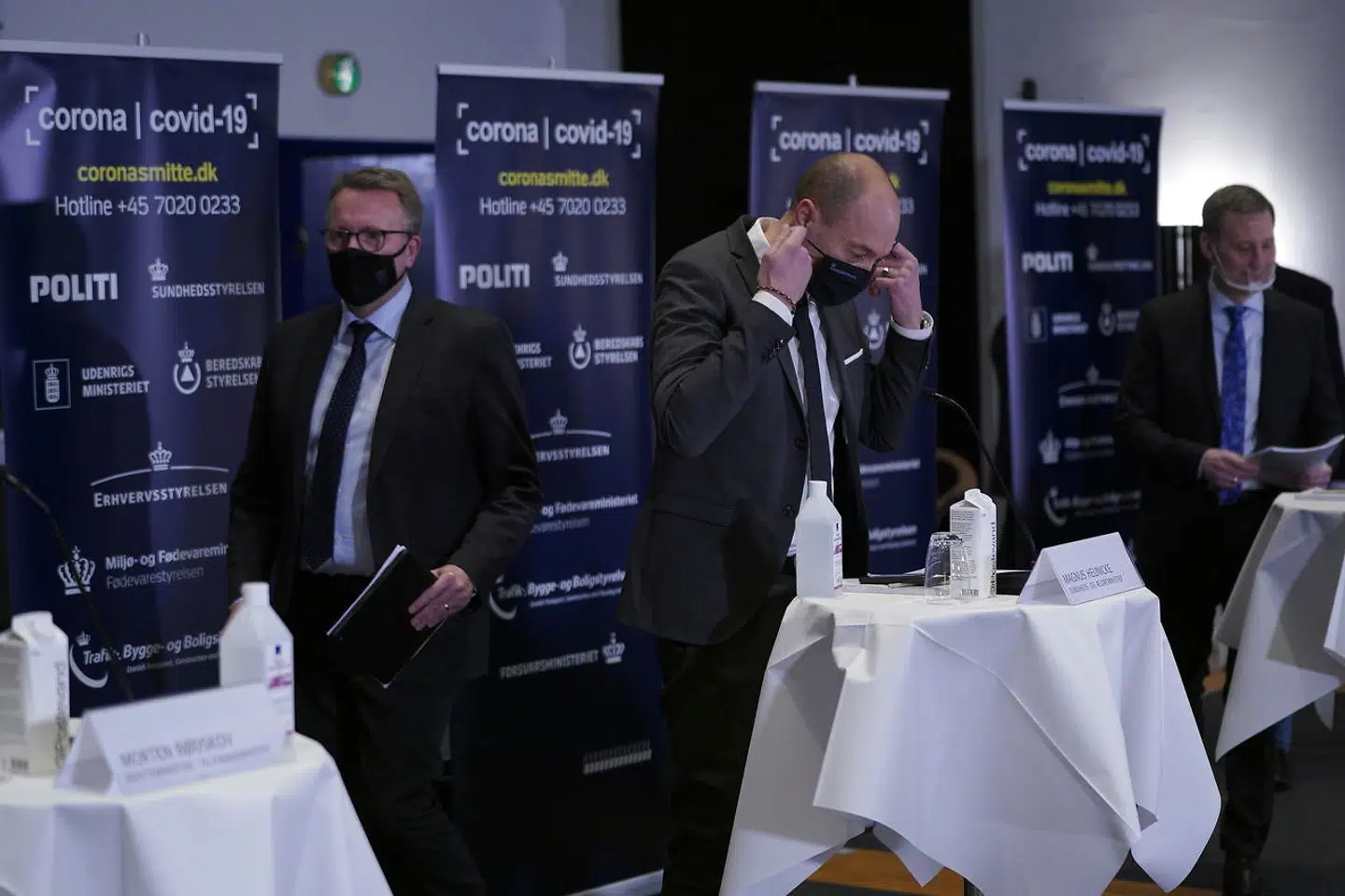 Den mere smitsomme virusmutation har bredt sig og er nu fundet i 208 positive coronaprøver i Danmark.