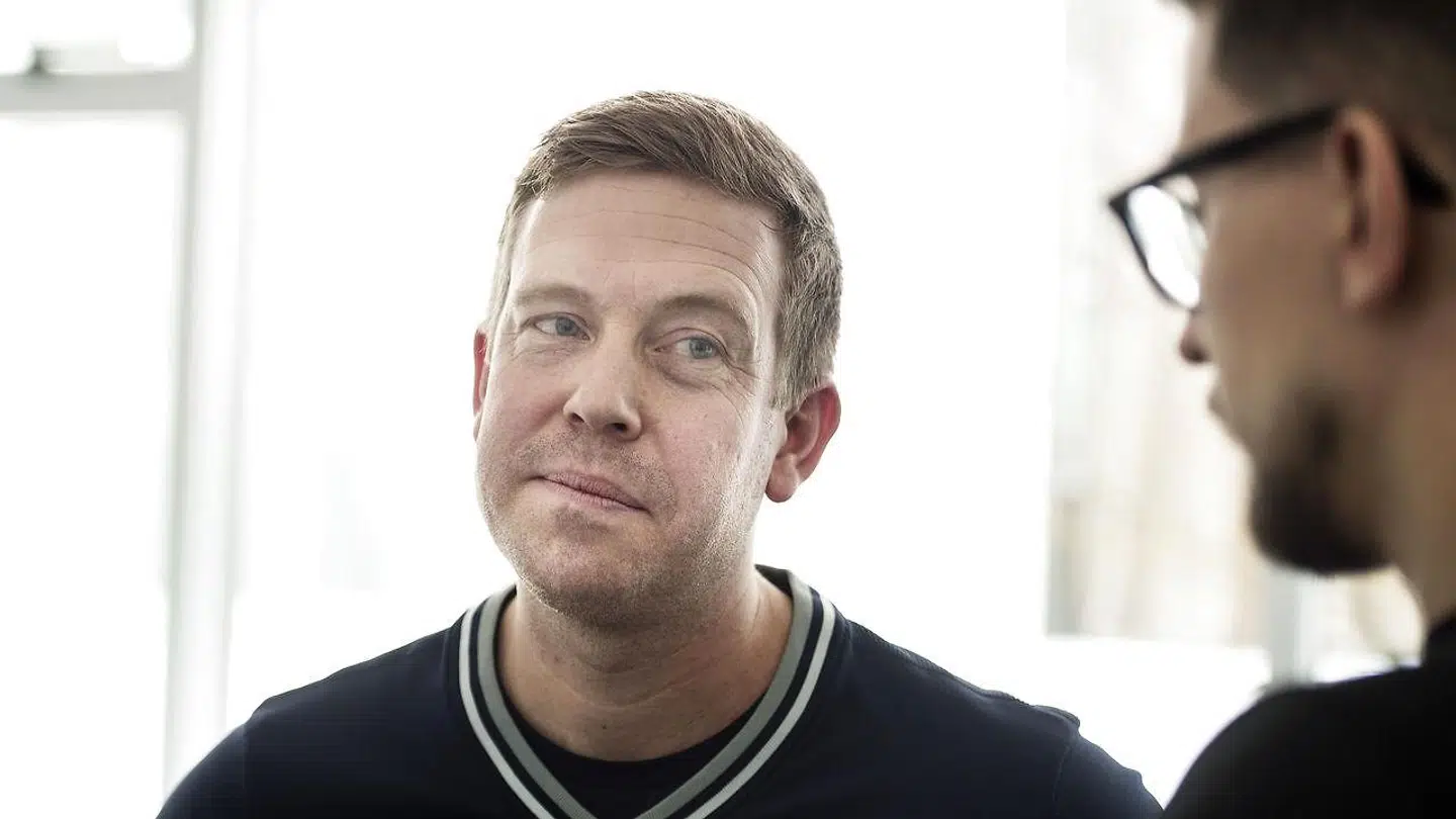 Sportschef i DHF, Morten Henriksen, udtrykker bekymring om den store corona-boble, som landsholdet befinder sig i under slutrunden.