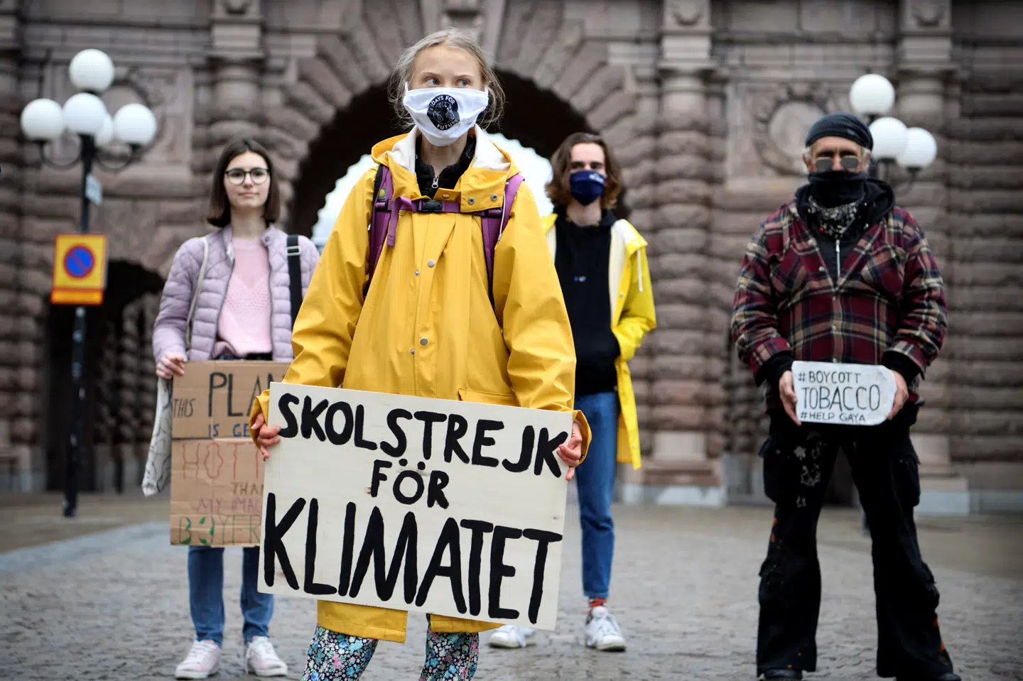 Under coronakrisen har Greta Thunberg måttet tage mundbind på, når hun demonstrerede. (Arkivfoto) Tt News Agency/Reuters