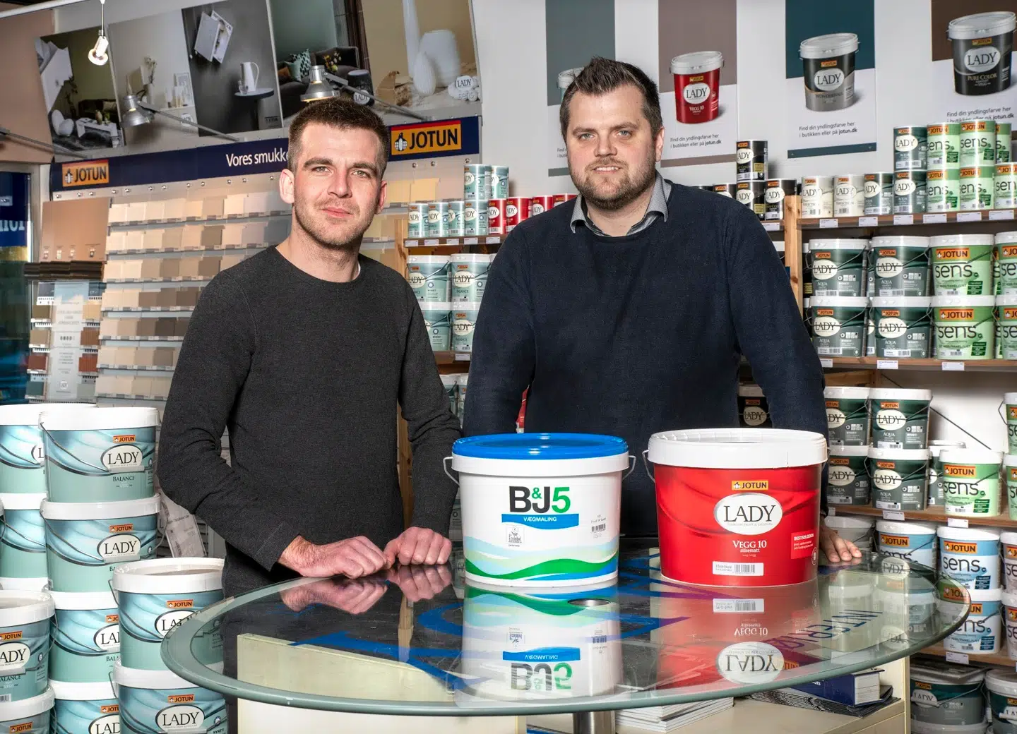 Jesper Laursen til vesntre og Brian Jensen til højre. Foto: Decofarver.dk