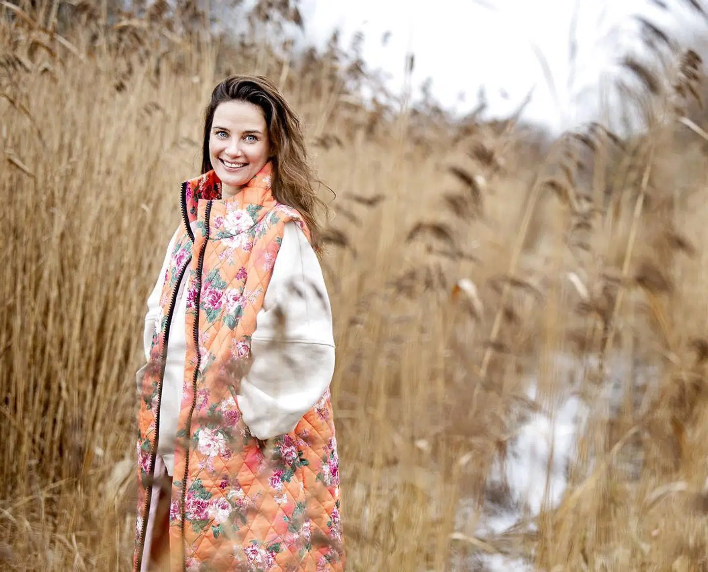 Sofie Østergaard, tv-vært og danser, har blandt andet været vært på børnekanalen Ramasjang, 'Sofies Univers', 'SommerSummarum', 'Guld i købstæderne' og 'MGP', men er i øjeblikket aktuel i Versus på DR1.